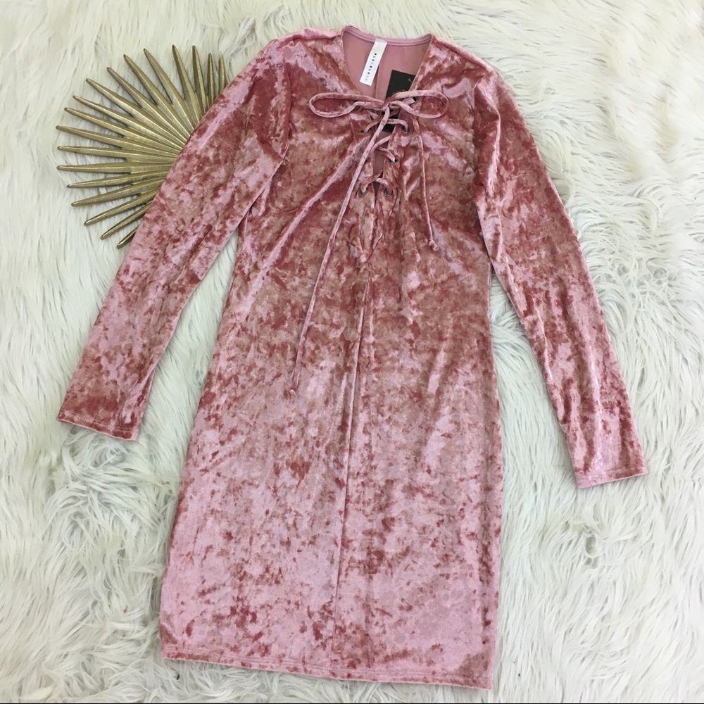 {3/$25} 📍PRICE FIRM📍Crushed Velvet Lace Up Dress - Picture 2 of 6